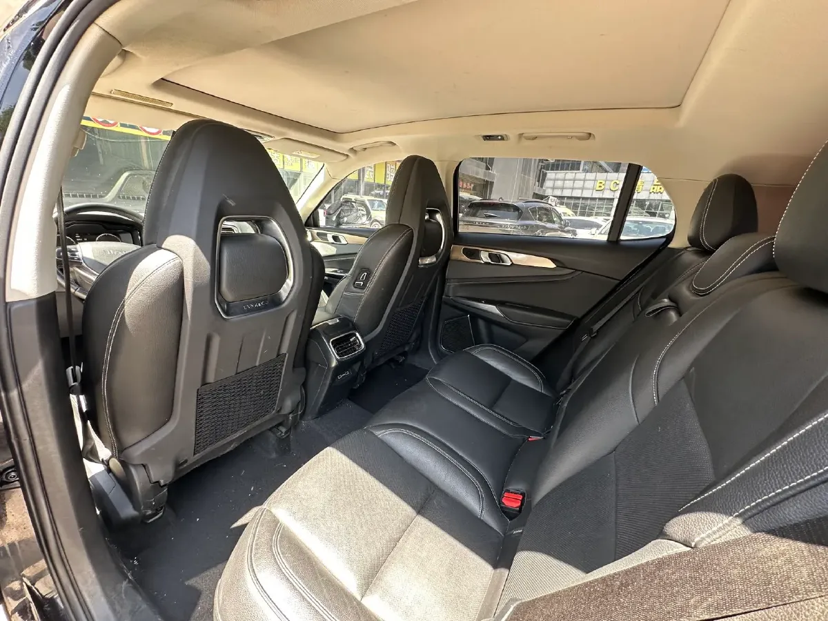 2019 Beijing BJ40 2.0T 218HP L4 6AT,autocango,china used car exporter,china ev exporter,chinese used car exporter,chinese used ev exporter
