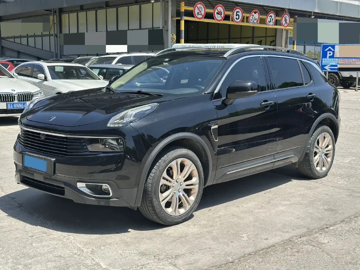 2019 Beijing BJ40 2.0T 218HP L4 6AT,autocango,china used car exporter,china ev exporter,chinese used car exporter,chinese used ev exporter
