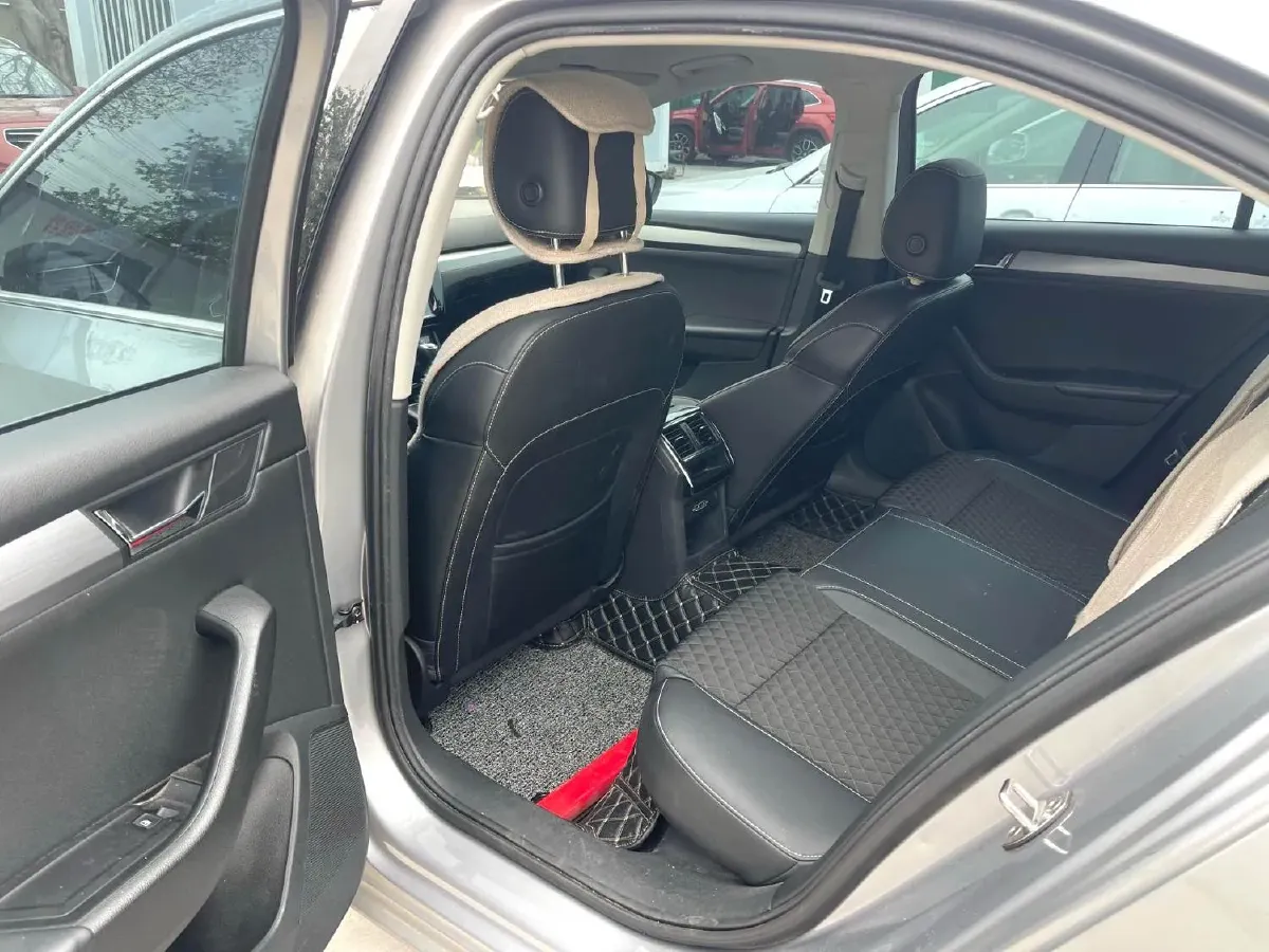 2018 Nissan Terra 2.5L 184HP L4 7AT,autocango,china used car exporter,china ev exporter,chinese used car exporter,chinese used ev exporter