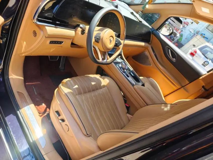 2022 Voyah Dream 1.5T 136HP L4 PHEV 25.57KWH,autocango,china used car exporter,china ev exporter,chinese used car exporter,chinese used ev exporter