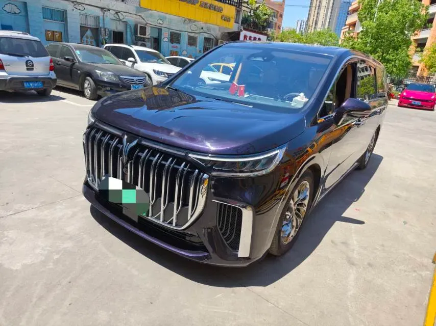 2022 Voyah Dream 1.5T 136HP L4 PHEV 25.57KWH,autocango,china used car exporter,china ev exporter,chinese used car exporter,chinese used ev exporter