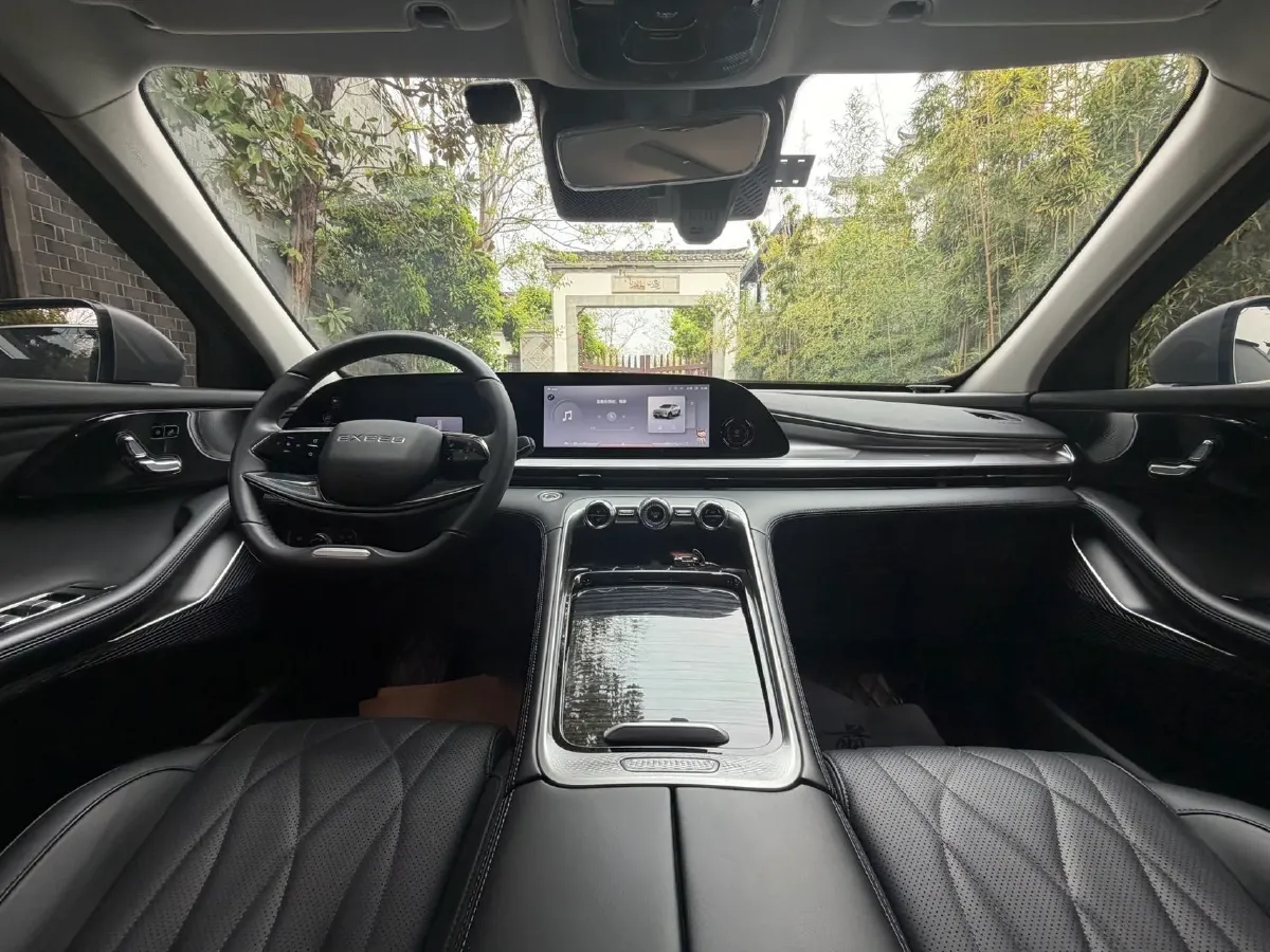2023 Exceed RX 2.0T 261HP L4 7DCT,autocango,china used car exporter,china ev exporter,chinese used car exporter,chinese used ev exporter
