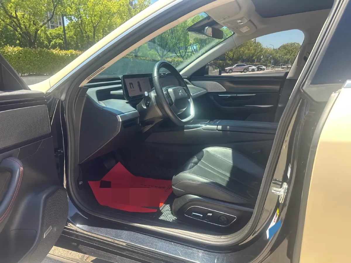2020 Xpeng P7 BEV 70.8KWH,autocango,china used car exporter,china ev exporter,chinese used car exporter,chinese used ev exporter