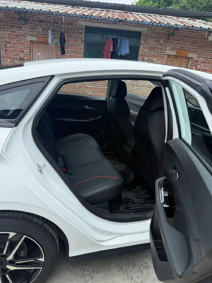 2024 Geely Binray 1.5T 181HP L4 7DCT,autocango,china used car exporter,china ev exporter,chinese used car exporter,chinese used ev exporter