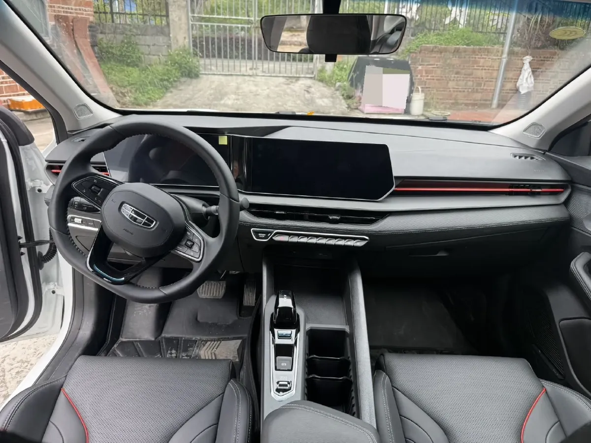 2024 Geely Binray 1.5T 181HP L4 7DCT,autocango,china used car exporter,china ev exporter,chinese used car exporter,chinese used ev exporter
