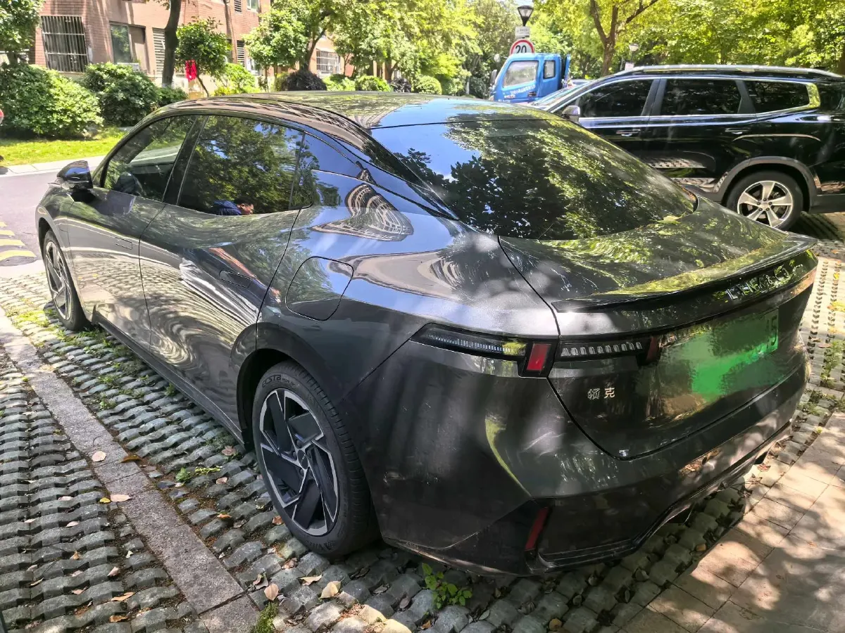 2024 LYNK&CO 07 EM-P 1.5T 163HP L4 3DHT PHEV 18.99KWH,autocango,china used car exporter,china ev exporter,chinese used car exporter,chinese used ev exporter