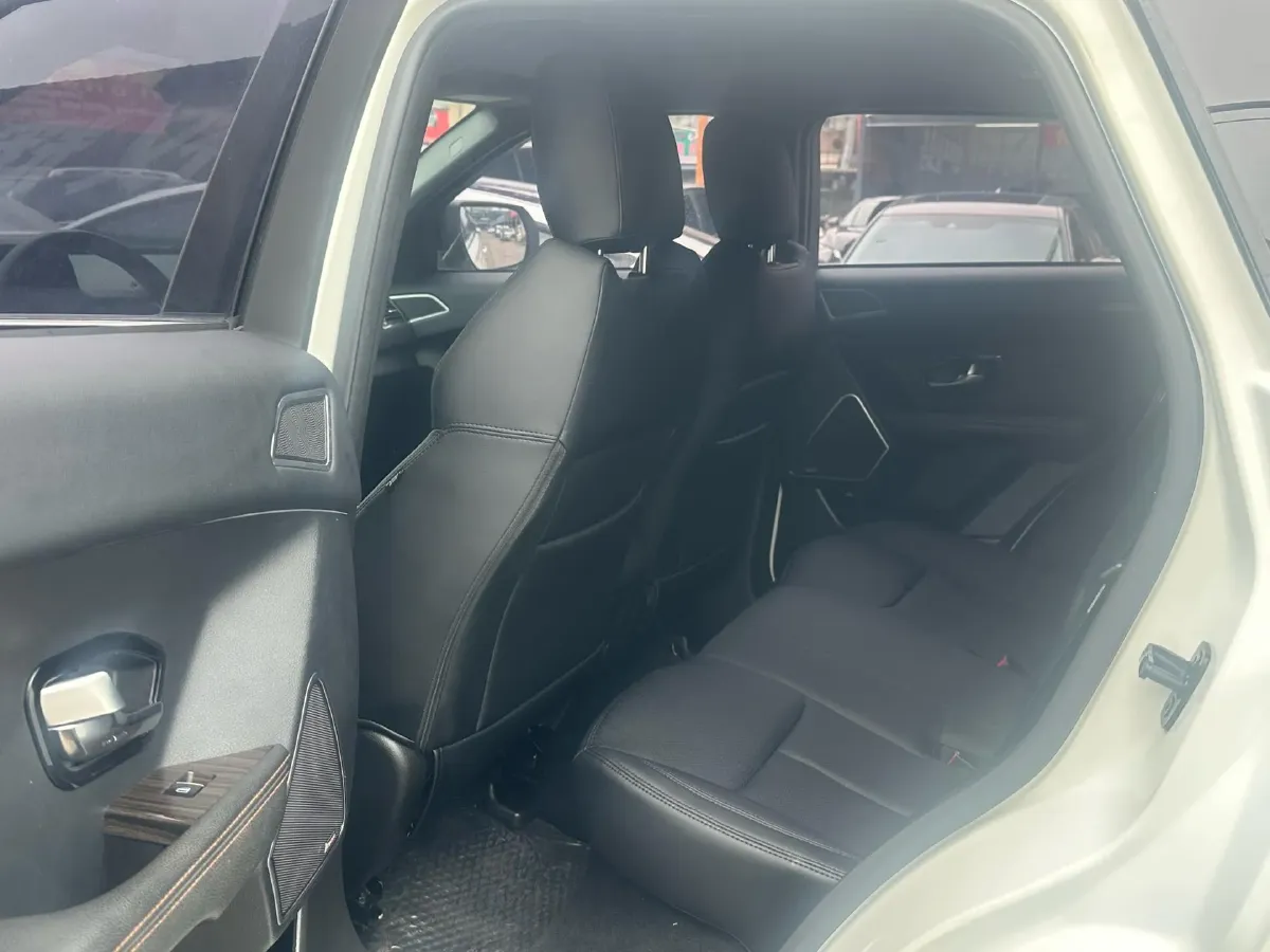 2018 Landwind X7 1.5T 163HP L4 8AT,autocango,china used car exporter,china ev exporter,chinese used car exporter,chinese used ev exporter