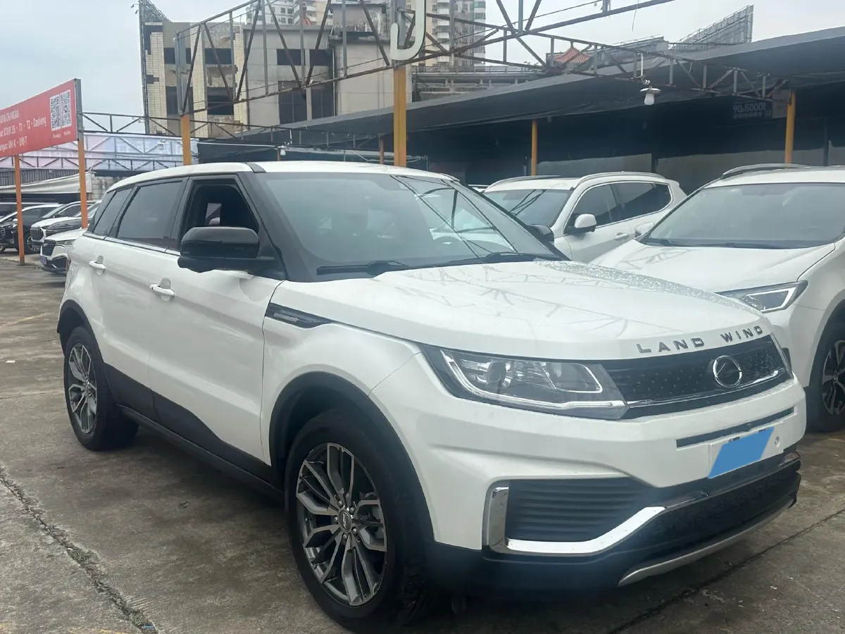 2018 Landwind X7 1.5T 163HP L4 8AT,autocango,china used car exporter,china ev exporter,chinese used car exporter,chinese used ev exporter