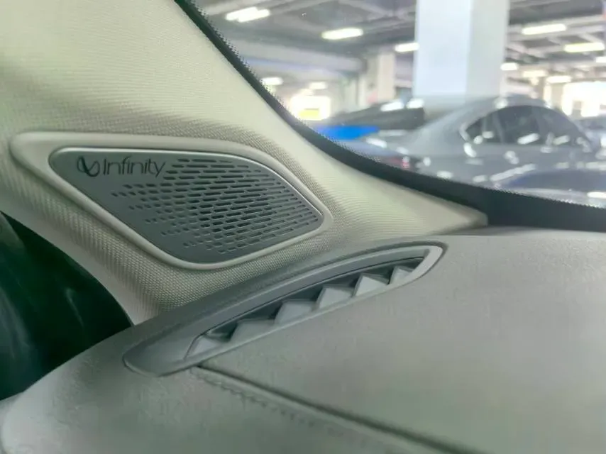 2019 LYNK&CO 01 EM-P 1.5T 180HP L3 7DCT PHEV 9.4KWH,autocango,china used car exporter,china ev exporter,chinese used car exporter,chinese used ev exporter