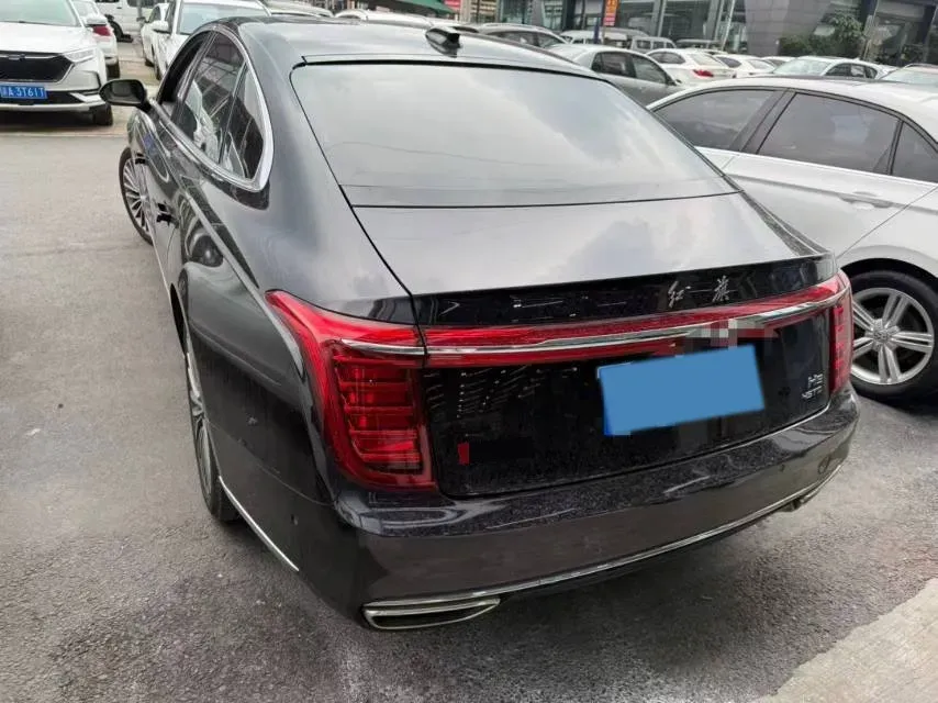 2020 HongQi H9 2.0T 252HP L4 7DCT,autocango,china used car exporter,china ev exporter,chinese used car exporter,chinese used ev exporter