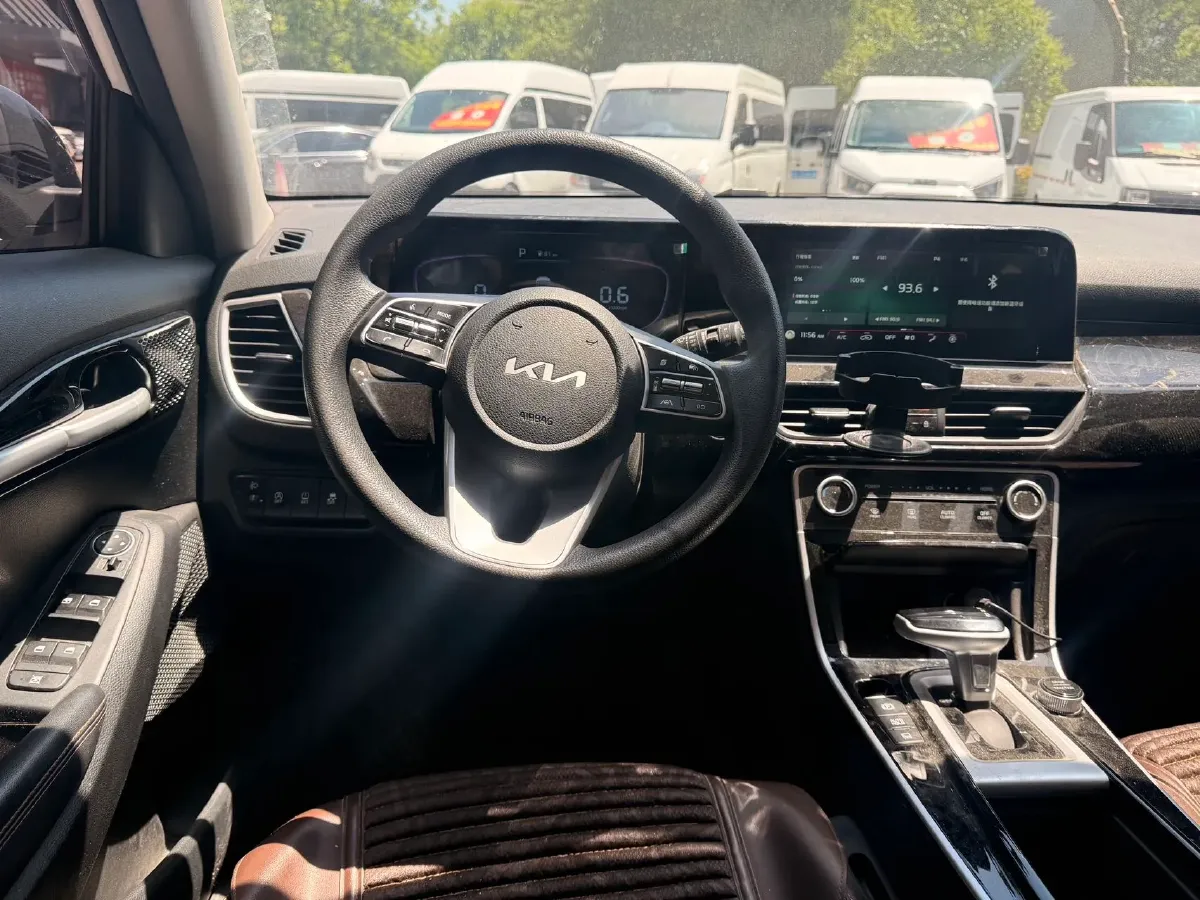 2023 Kia Seltos 1.5L 115HP L4 CVT,autocango,china used car exporter,china ev exporter,chinese used car exporter,chinese used ev exporter