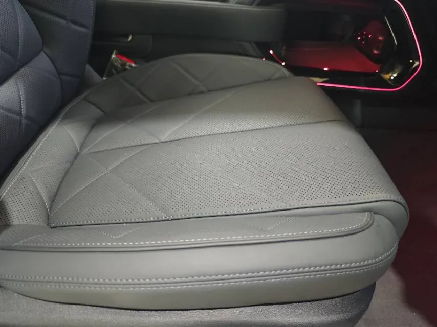 2023 FangChengBao Bao 5 1.5T 194HP L4 E-CVT PHEV 31.8KWH,autocango,china used car exporter,china ev exporter,chinese used car exporter,chinese used ev exporter