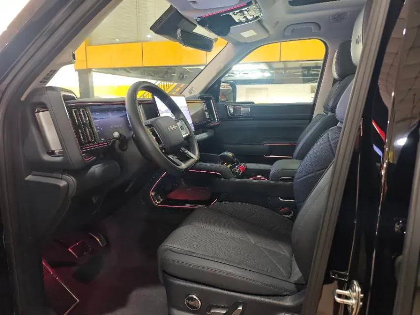 2023 FangChengBao Bao 5 1.5T 194HP L4 E-CVT PHEV 31.8KWH,autocango,china used car exporter,china ev exporter,chinese used car exporter,chinese used ev exporter