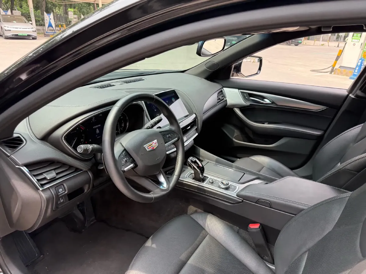 2022 Cadillac CT5 2.0T 237HP L4 10AT,autocango,china used car exporter,china ev exporter,chinese used car exporter,chinese used ev exporter