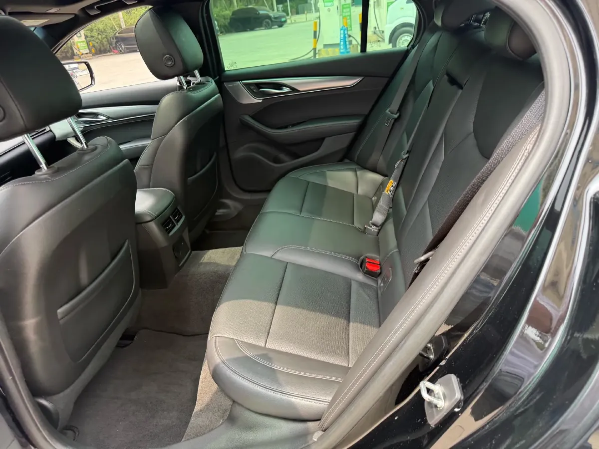 2022 Cadillac CT5 2.0T 237HP L4 10AT,autocango,china used car exporter,china ev exporter,chinese used car exporter,chinese used ev exporter