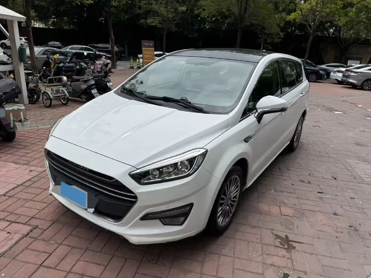 2017 LiFan XuanLang 2.0L 141HP L4 CVT,autocango,china used car exporter,china ev exporter,chinese used car exporter,chinese used ev exporter