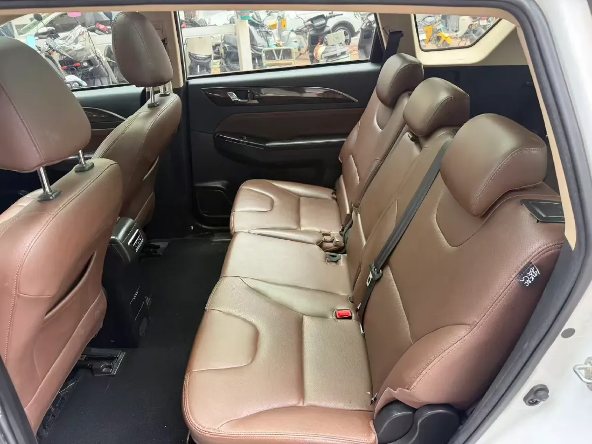 2017 LiFan XuanLang 2.0L 141HP L4 CVT,autocango,china used car exporter,china ev exporter,chinese used car exporter,chinese used ev exporter