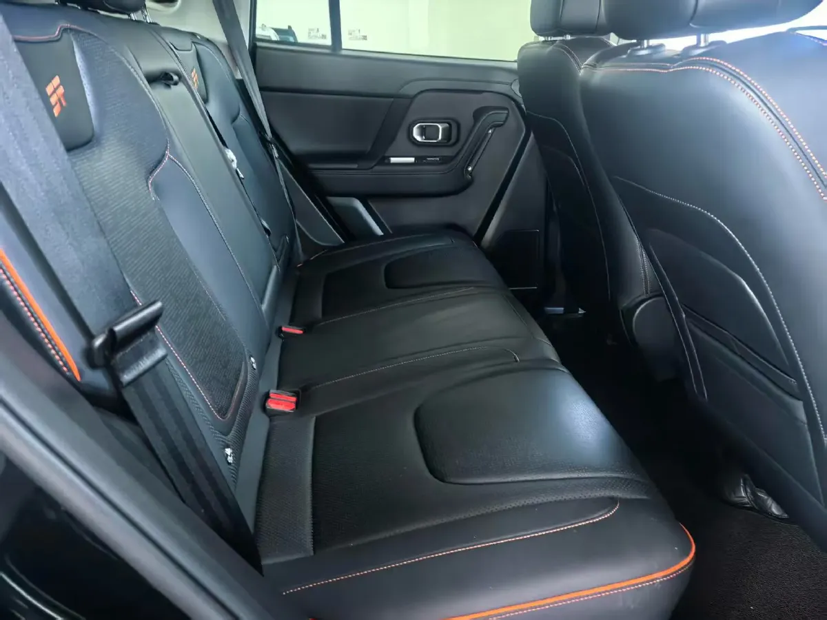 2025 Jetour ShanHai T1 1.5T 156HP L4 1DHT PHEV,autocango,china used car exporter,china ev exporter,chinese used car exporter,chinese used ev exporter