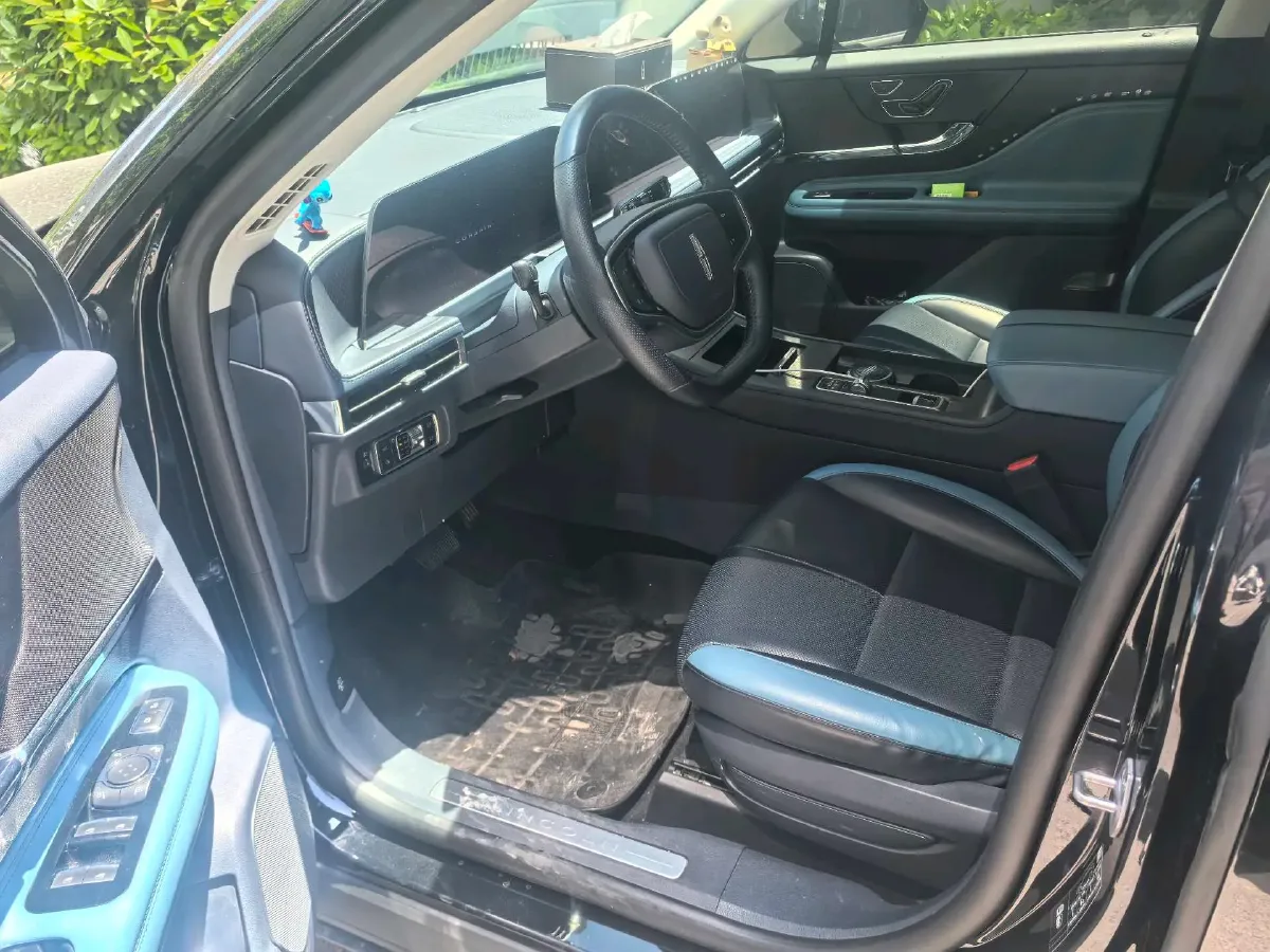 2024 Lincoln Corsair 1.5T 193HP L4 E-CVT Hybrid,autocango,china used car exporter,china ev exporter,chinese used car exporter,chinese used ev exporter