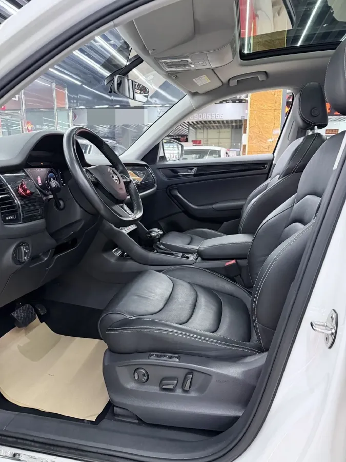 2019 Chevrolet Equinox 2.0T 260HP L4 9AT,autocango,china used car exporter,china ev exporter,chinese used car exporter,chinese used ev exporter