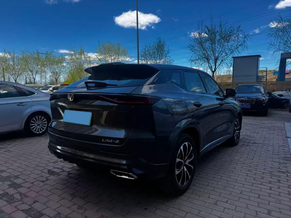 2024 ChangAn UNI-Z 1.5L 98HP L4 E-CVT PHEV 18.4KWH,autocango,china used car exporter,china ev exporter,chinese used car exporter,chinese used ev exporter