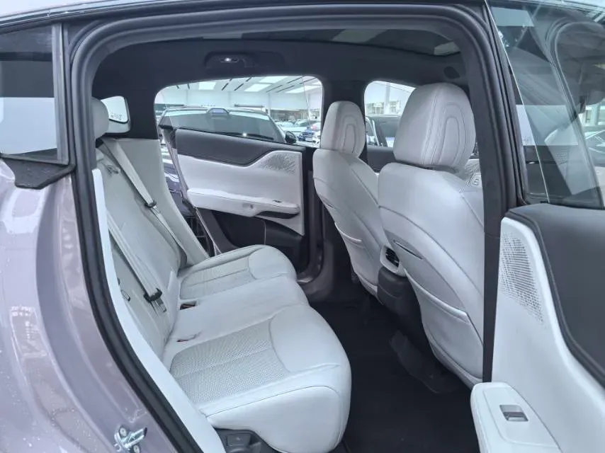2025 Xpeng G6 BEV 68.5KWH,autocango,china used car exporter,china ev exporter,chinese used car exporter,chinese used ev exporter