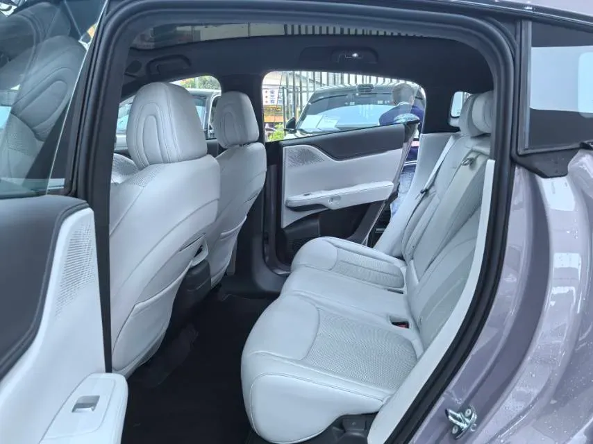 2025 Xpeng G6 BEV 68.5KWH,autocango,china used car exporter,china ev exporter,chinese used car exporter,chinese used ev exporter