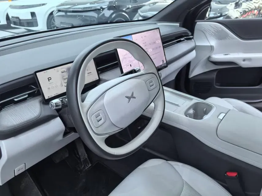2025 Xpeng G6 BEV 68.5KWH,autocango,china used car exporter,china ev exporter,chinese used car exporter,chinese used ev exporter