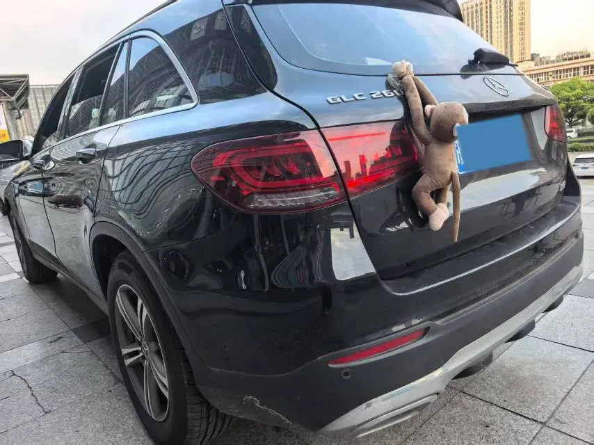 2021 Mercedes-Benz GLC Class 2.0T 197HP L4 9AT,autocango,china used car exporter,china ev exporter,chinese used car exporter,chinese used ev exporter