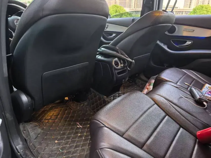2021 Mercedes-Benz GLC Class 2.0T 197HP L4 9AT,autocango,china used car exporter,china ev exporter,chinese used car exporter,chinese used ev exporter