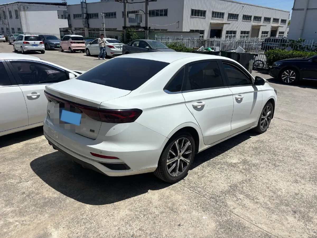 2022 Geely Emgrand 1.5L 114HP L4 CVT,autocango,china used car exporter,china ev exporter,chinese used car exporter,chinese used ev exporter