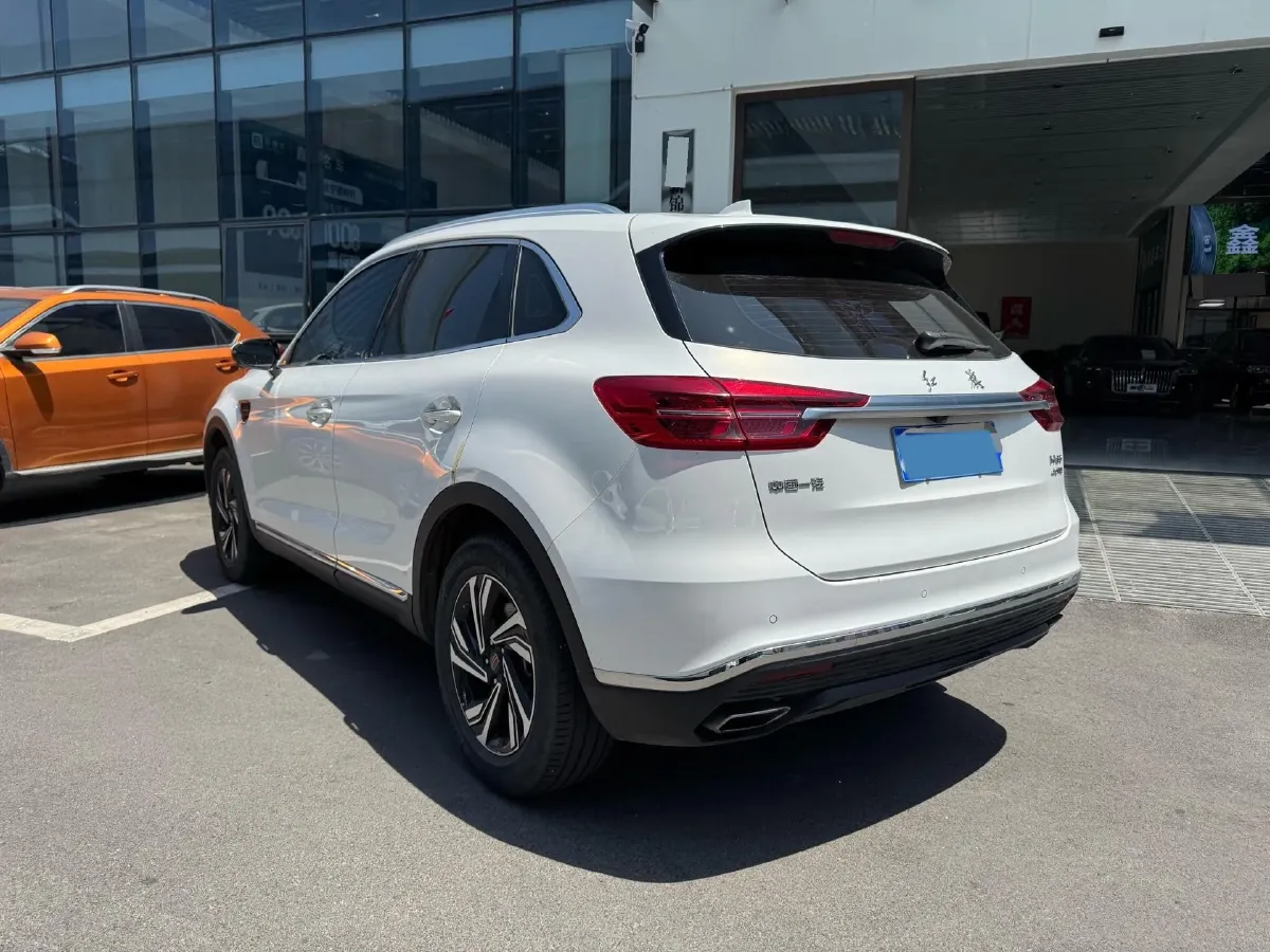 2022 HongQi HS5 2.0T 224HP L4 6AT,autocango,china used car exporter,china ev exporter,chinese used car exporter,chinese used ev exporter