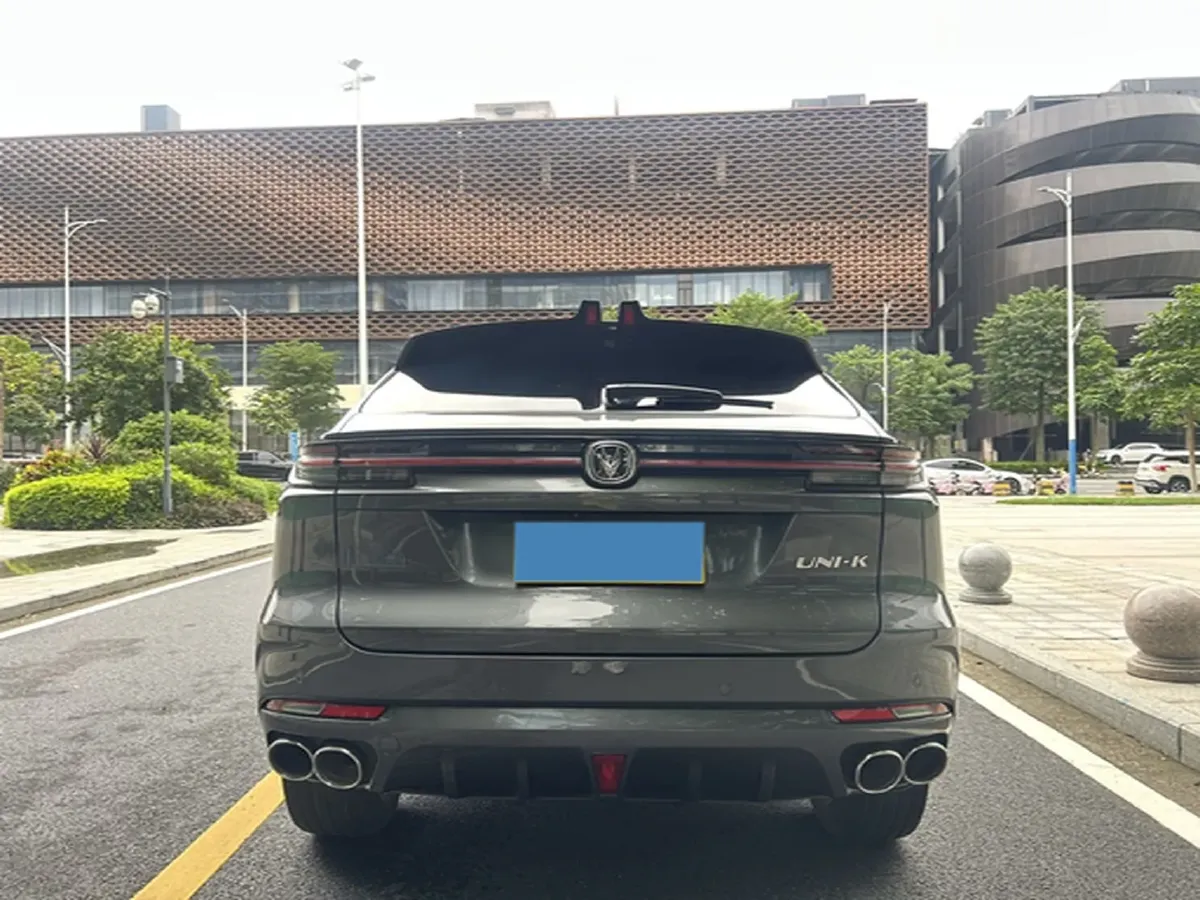 2021 ChangAn UNI-K 2.0T 233HP L4 8AT,autocango,china used car exporter,china ev exporter,chinese used car exporter,chinese used ev exporter