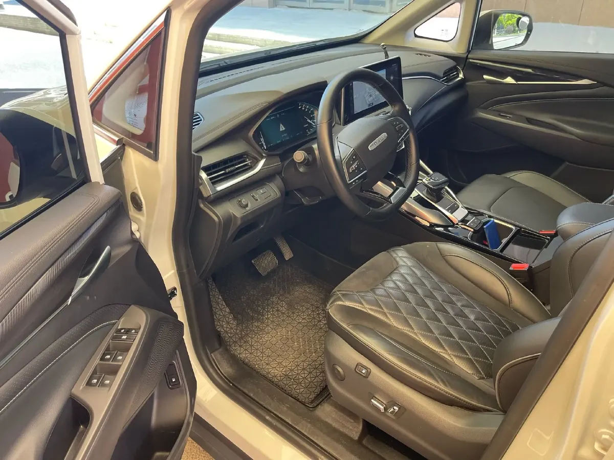 2020 HuangHai N3 2.4T 218HP L4 6MT,autocango,china used car exporter,china ev exporter,chinese used car exporter,chinese used ev exporter