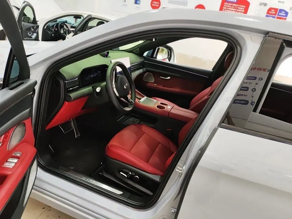2025 AITO AITO M5 BEV 83KWH,autocango,china used car exporter,china ev exporter,chinese used car exporter,chinese used ev exporter
