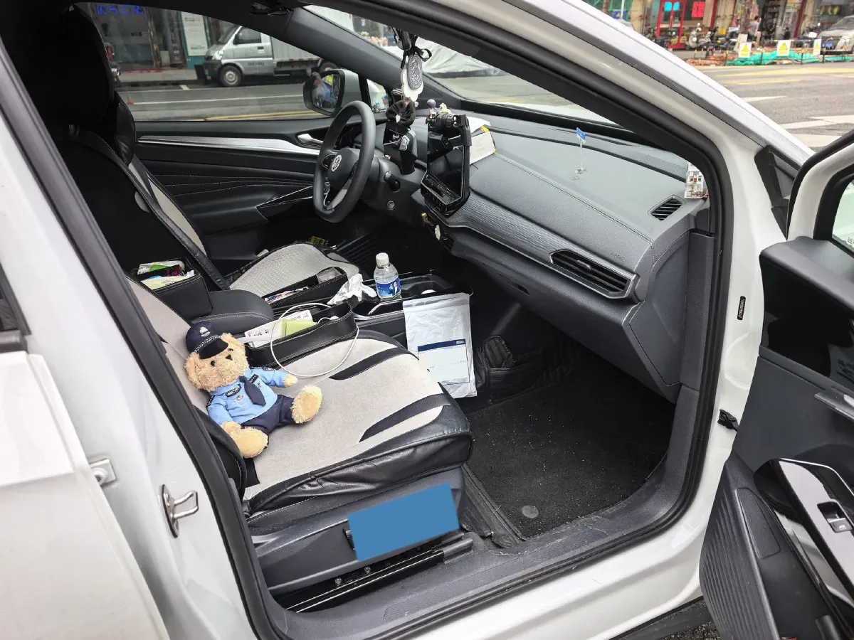 2022 Chevrolet Menlo BEV 61.1KWH,autocango,china used car exporter,china ev exporter,chinese used car exporter,chinese used ev exporter