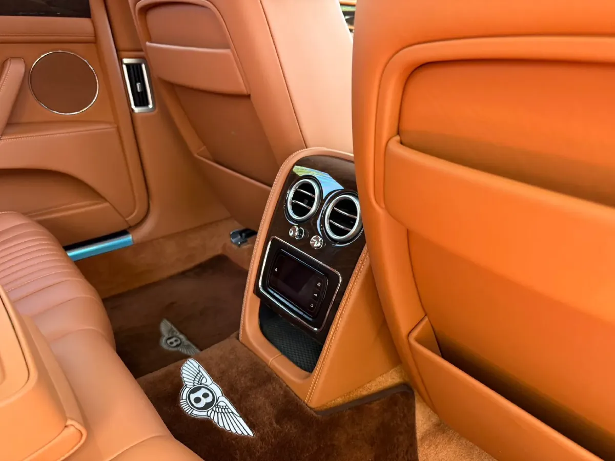 2017 Bentley Flying Spur 4.0T 507HP V8 8AT,autocango,china used car exporter,china ev exporter,chinese used car exporter,chinese used ev exporter