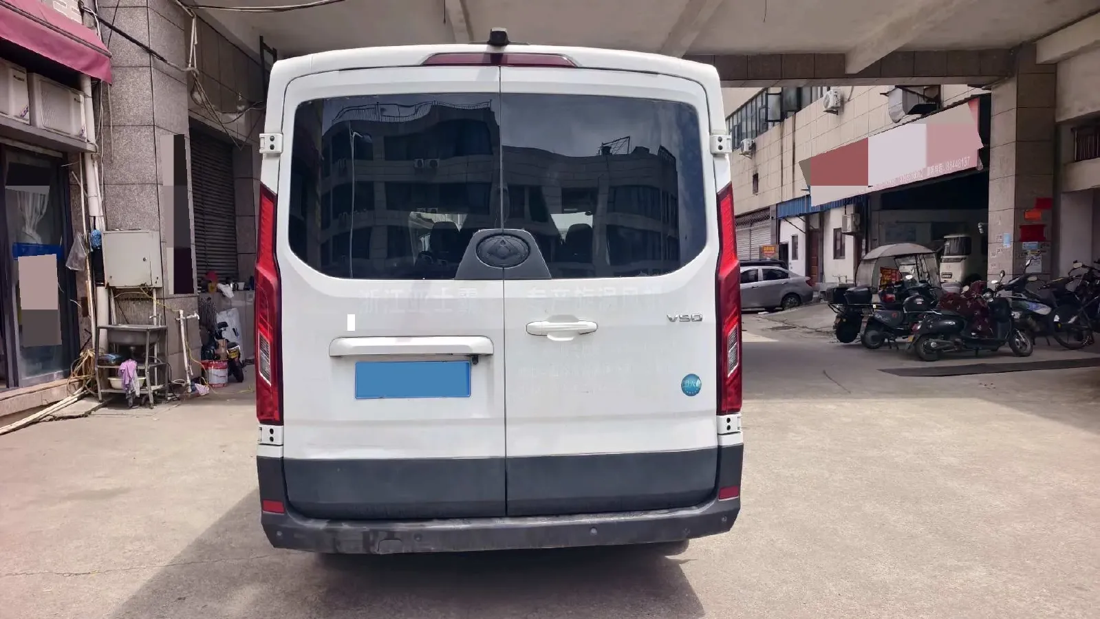 2022 JMC YuHu 9 2.0T 220HP L4 6MT,autocango,china used car exporter,china ev exporter,chinese used car exporter,chinese used ev exporter