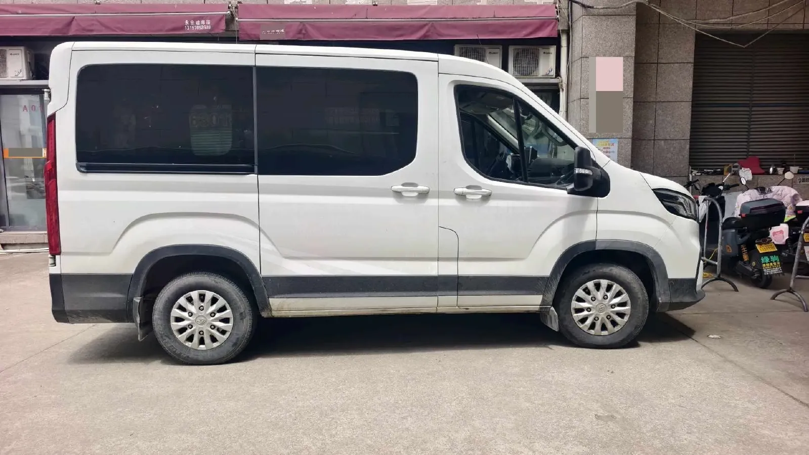 2022 JMC YuHu 9 2.0T 220HP L4 6MT,autocango,china used car exporter,china ev exporter,chinese used car exporter,chinese used ev exporter