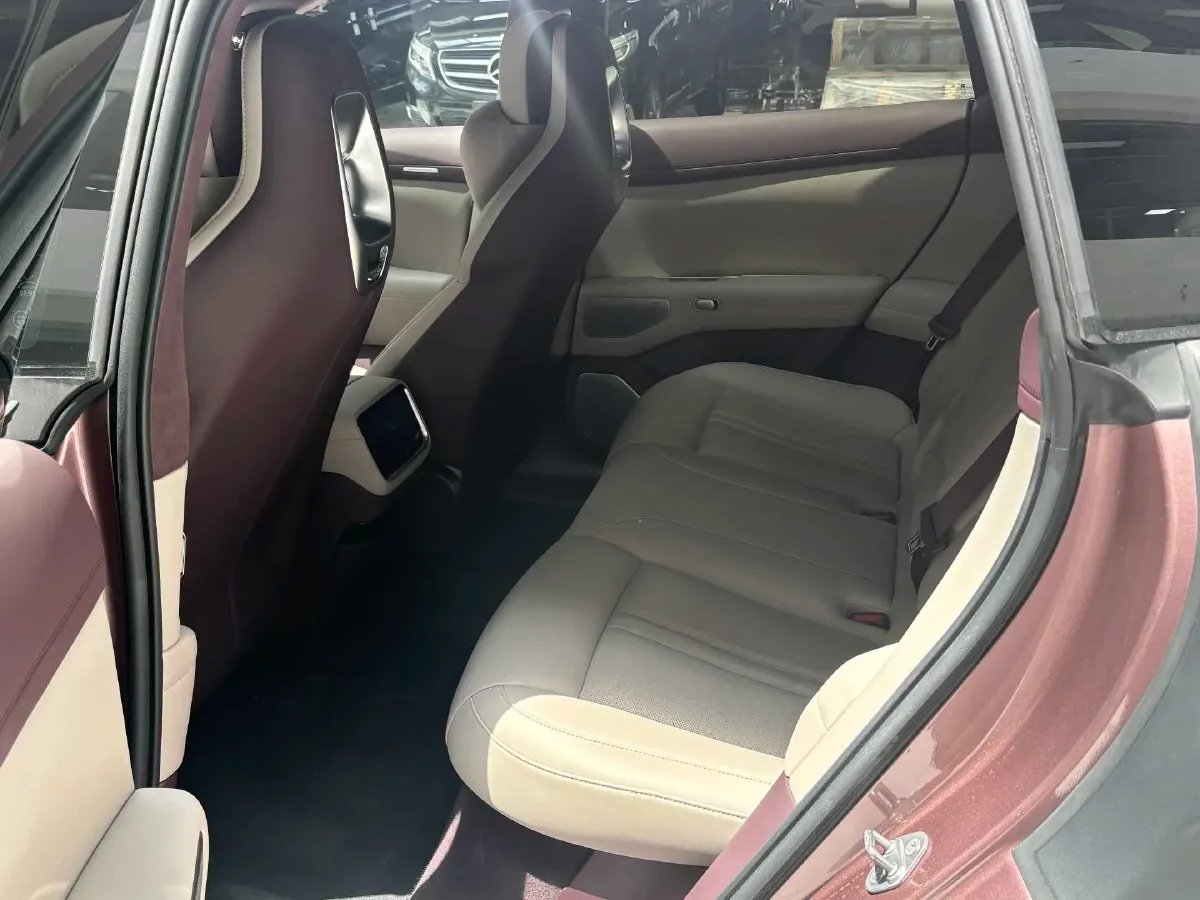 2025 MI YU7 BEV 101.7KWH,autocango,china used car exporter,china ev exporter,chinese used car exporter,chinese used ev exporter