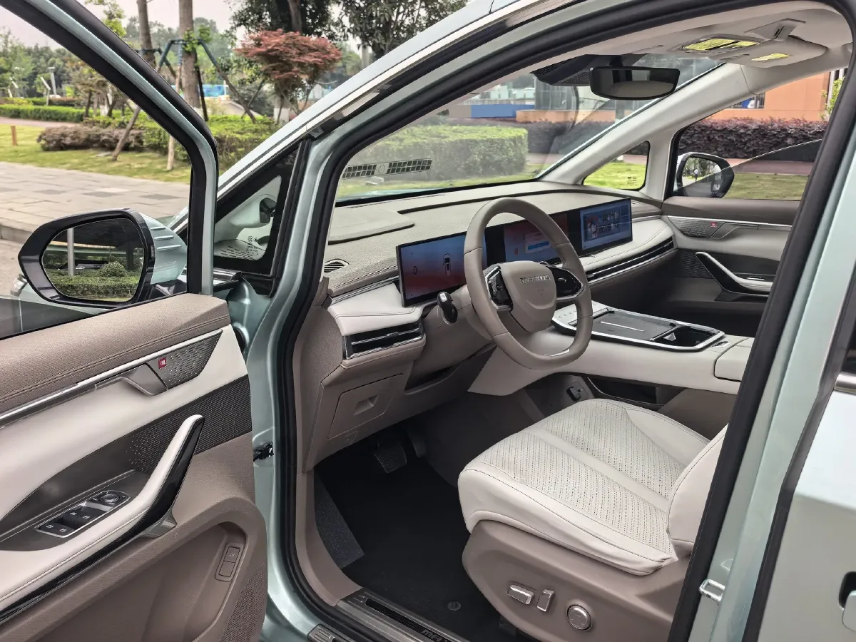 2024 MAXUS DaJia 7 BEV 90KWH,autocango,china used car exporter,china ev exporter,chinese used car exporter,chinese used ev exporter