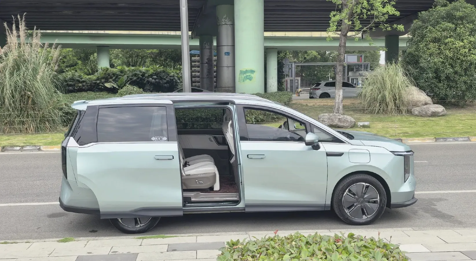 2024 MAXUS DaJia 7 BEV 90KWH,autocango,china used car exporter,china ev exporter,chinese used car exporter,chinese used ev exporter