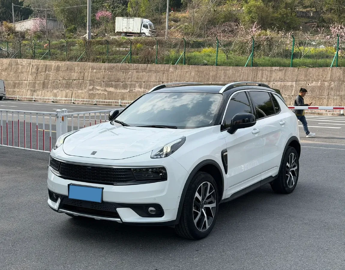 2019 LYNK&CO 01 2.0T 190HP L4 7DCT,autocango,china used car exporter,china ev exporter,chinese used car exporter,chinese used ev exporter