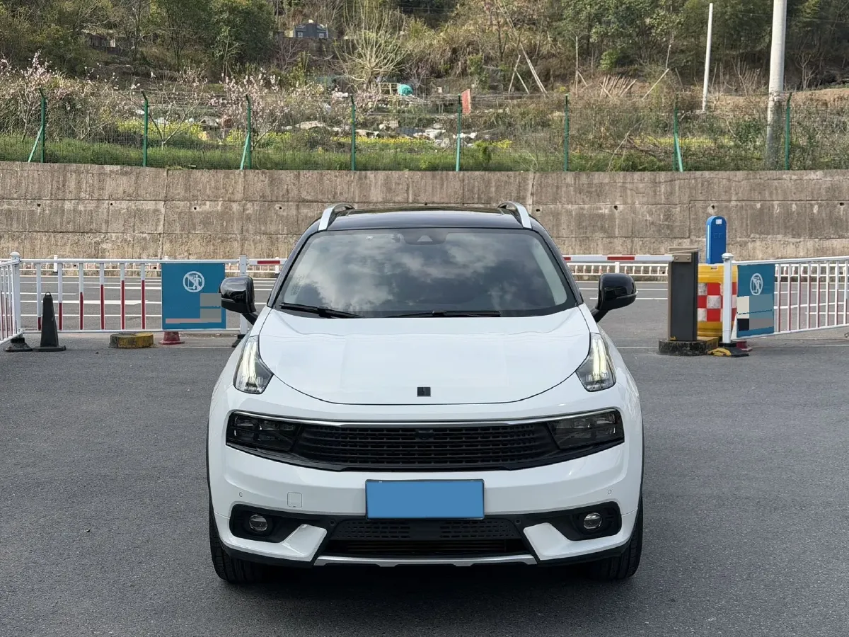 2019 LYNK&CO 01 2.0T 190HP L4 7DCT,autocango,china used car exporter,china ev exporter,chinese used car exporter,chinese used ev exporter
