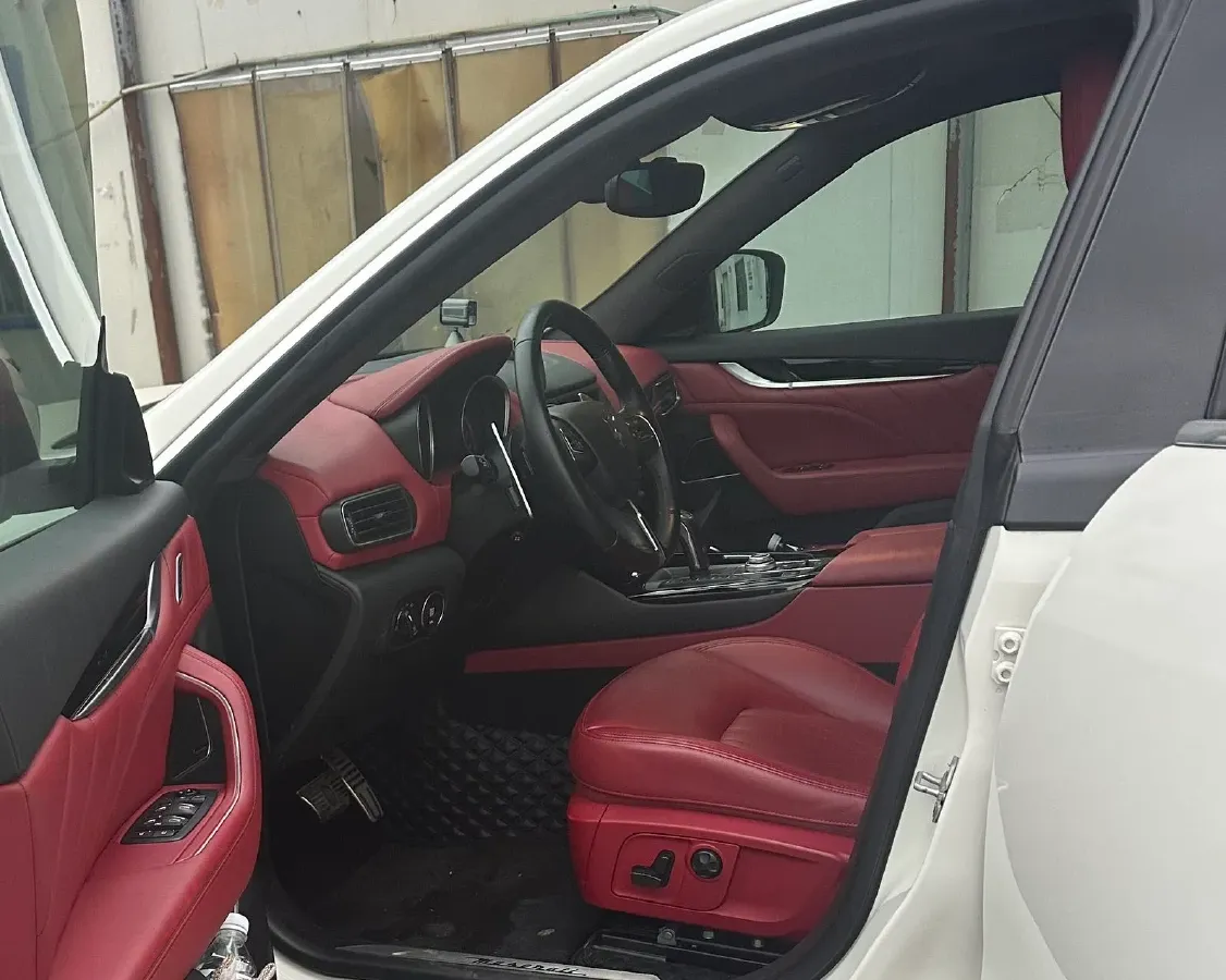 2019 Maserati Levante 3.0T 350HP V6 8AT,autocango,china used car exporter,china ev exporter,chinese used car exporter,chinese used ev exporter