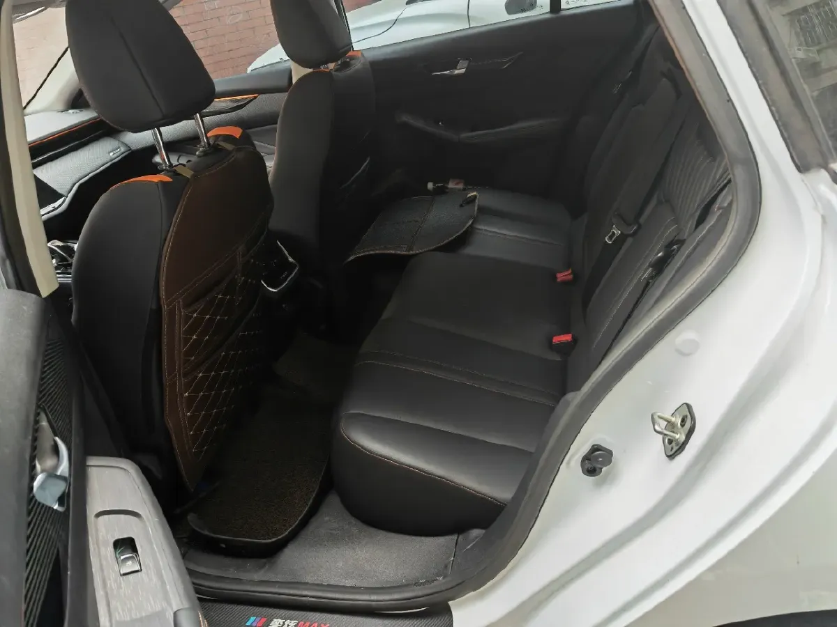 2021 DongFeng Aeolus YiXuan MAX 1.5T 190HP L4 7DCT,autocango,china used car exporter,china ev exporter,chinese used car exporter,chinese used ev exporter
