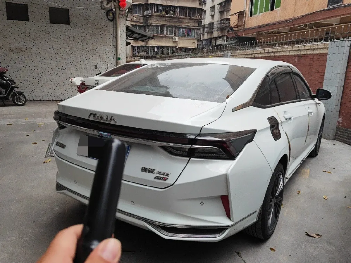 2021 DongFeng Aeolus YiXuan MAX 1.5T 190HP L4 7DCT,autocango,china used car exporter,china ev exporter,chinese used car exporter,chinese used ev exporter
