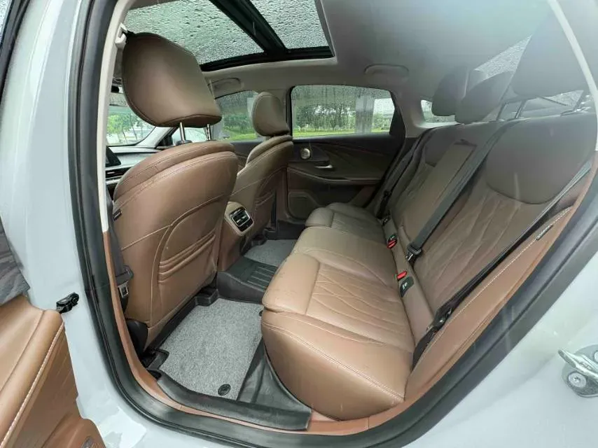 2023 Chery Arrizo 8 2.0T 254HP L4 7DCT,autocango,china used car exporter,china ev exporter,chinese used car exporter,chinese used ev exporter