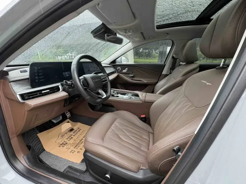 2023 Chery Arrizo 8 2.0T 254HP L4 7DCT,autocango,china used car exporter,china ev exporter,chinese used car exporter,chinese used ev exporter