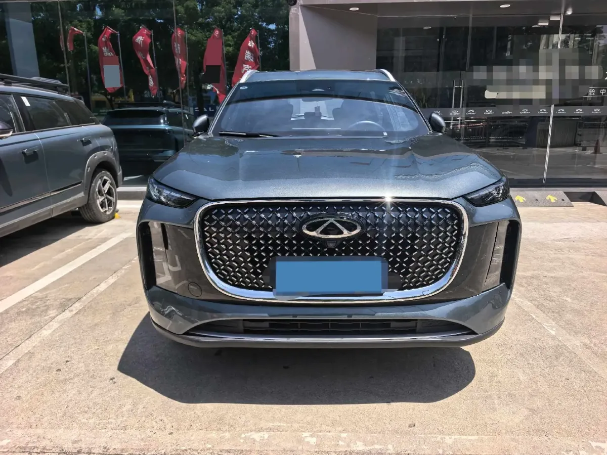 2025 Chery Tiggo 8 Plus 1.6T 197HP L4 7DCT,autocango,china used car exporter,china ev exporter,chinese used car exporter,chinese used ev exporter